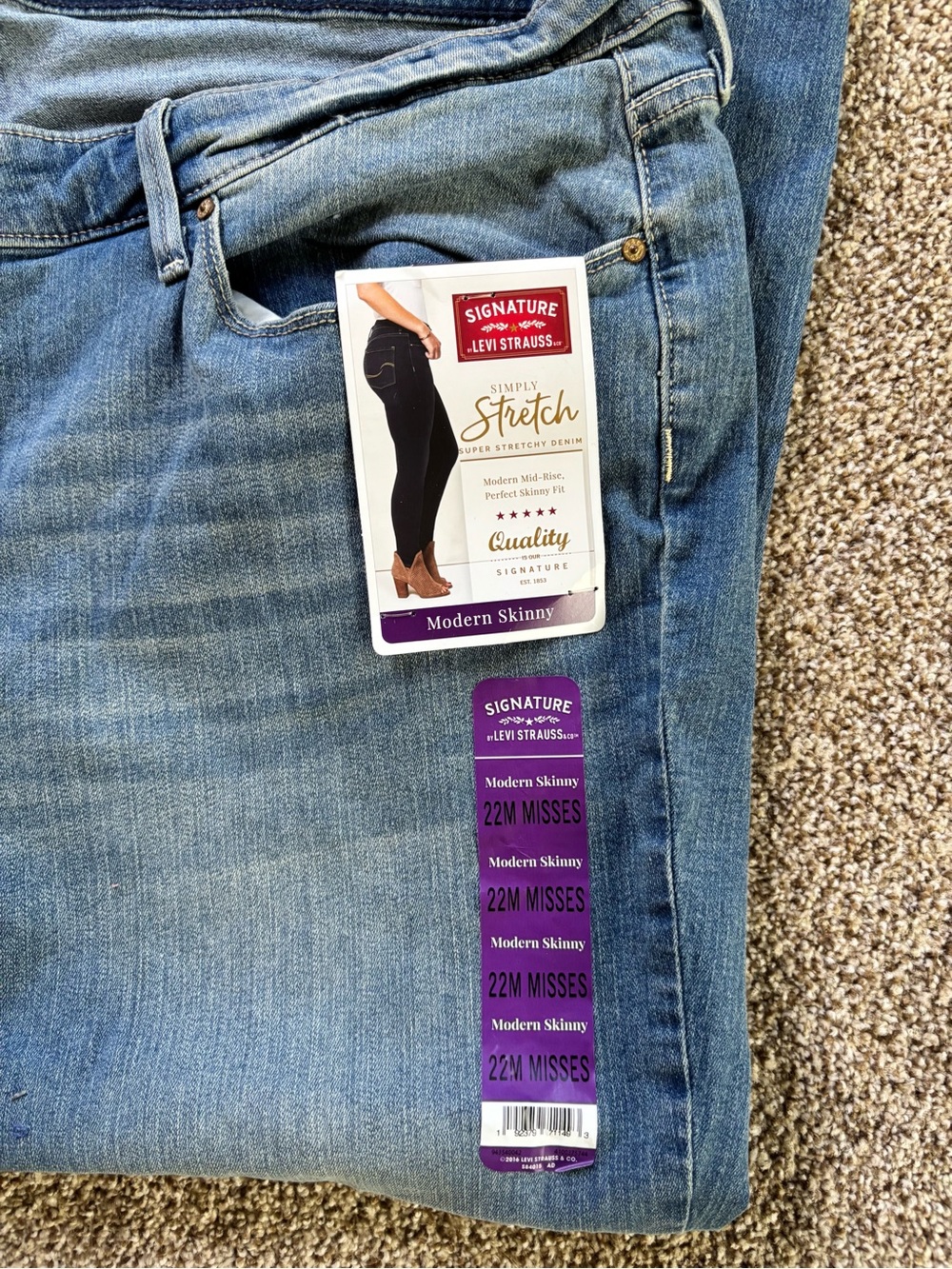 *NEW* Women’s Signature Levi’s Strauss Modern Skinny Super Stretch Jeans - 22M - Picture 5 of 7
